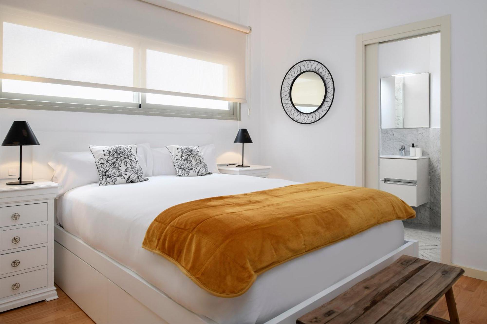 Magno Apartments Cervantes Севиля Екстериор снимка